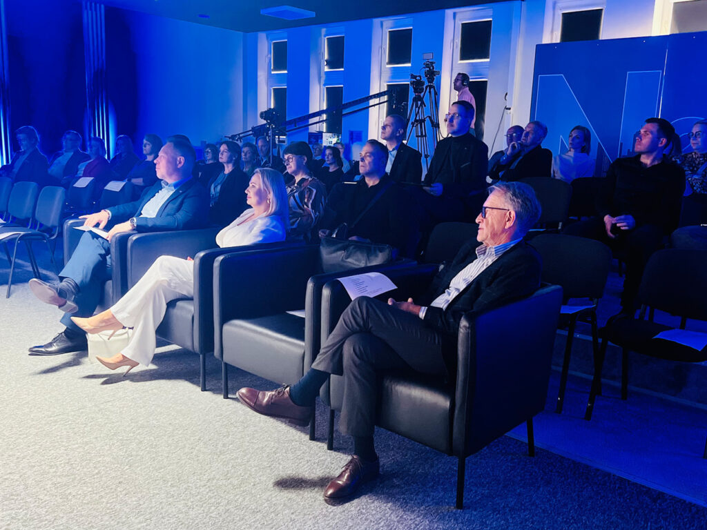 ae2803628ff337ebc80514ed27caa8f448582001 ae2803628ff337ebc80514ed27caa8f448582001