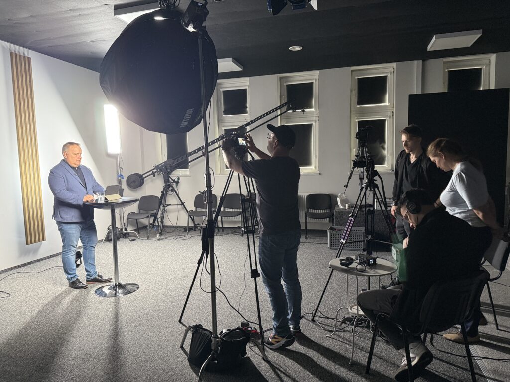 3d959f6e23ac8c629decdd8241859c1bf72b2e24 (2) 3d959f6e23ac8c629decdd8241859c1bf72b2e24 (2)